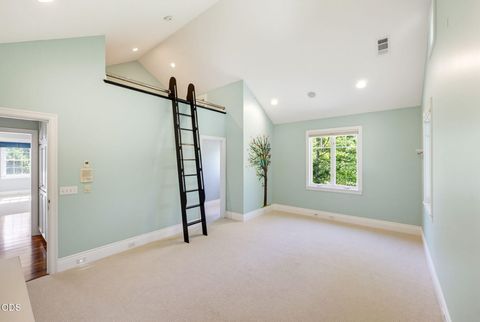 Tiny photo for 4244 Griffin Creek Road, Medford, OR 97501 (MLS # 220223748)