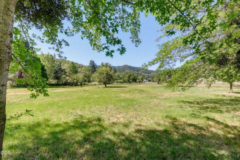 Tiny photo for 4244 Griffin Creek Road, Medford, OR 97501 (MLS # 220223748)
