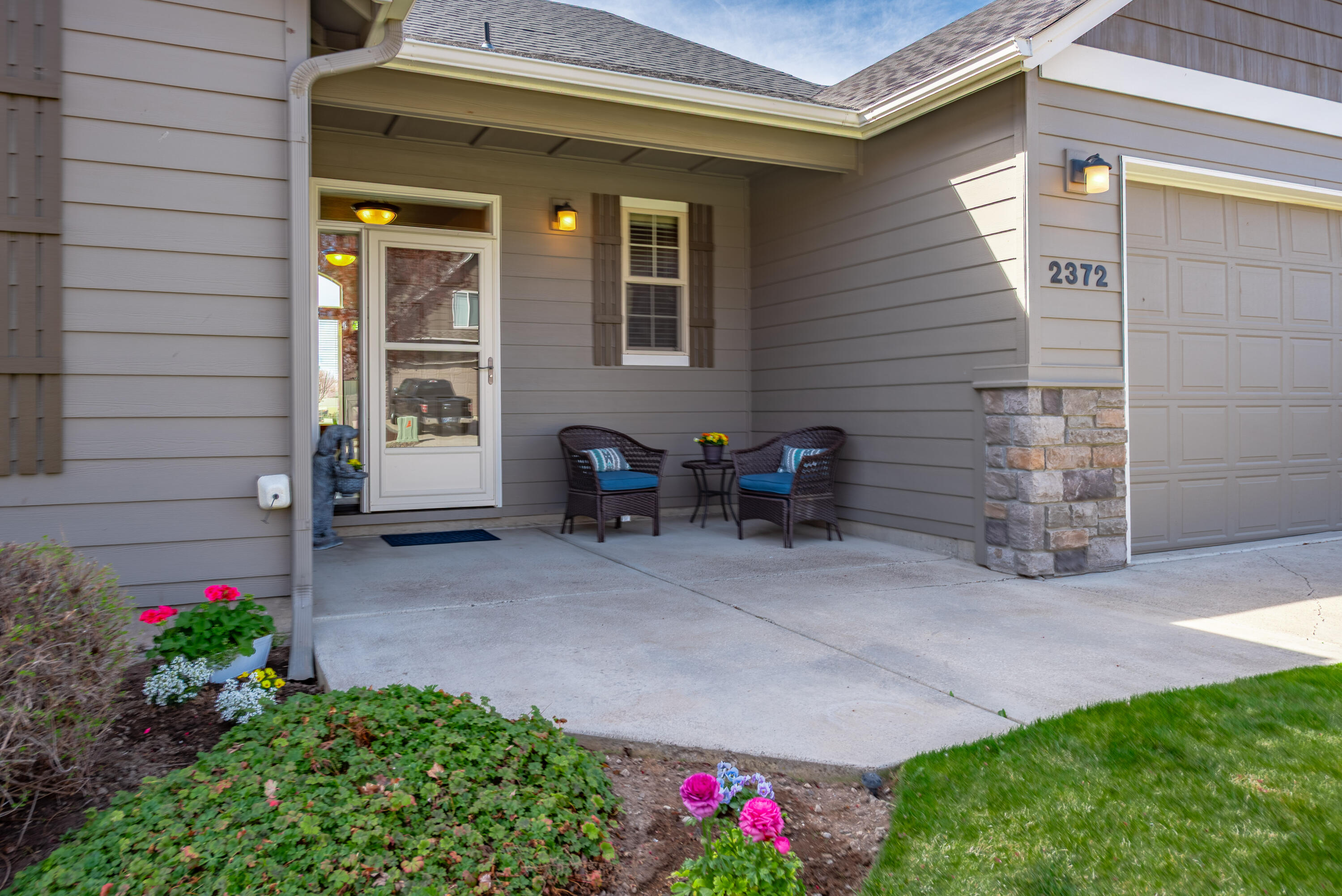 2372 NW Hazelwood Avenue