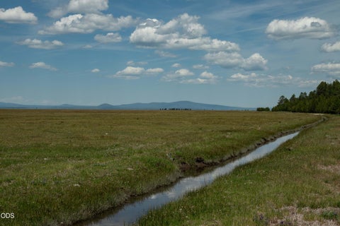 Tiny photo for 1950 Silver Lake Road, Chiloquin, OR 97624 (MLS # 220224582)