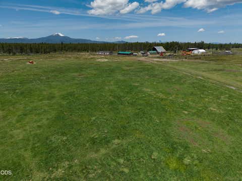 Photo of 1950 Silver Lake Road, Chiloquin, OR 97624 (MLS # 220224582)