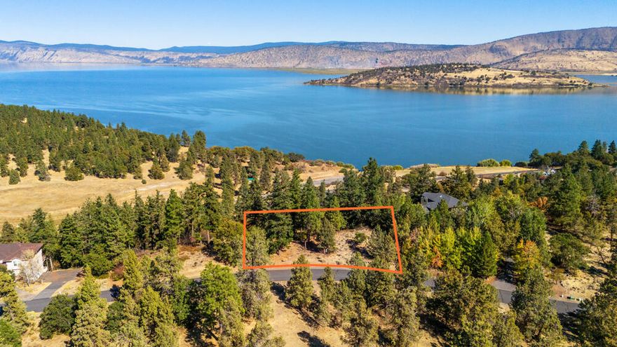 Enjoy Incredible views from this home site on Osprey Lane , at the top of the ridge, at the Running Y Resort.  North facing, the panorama expands from snow capped  Mt Scott/Crater Lake to Buck Island and Klamath Lake.  Offering a total size of 1/2 acre, the building site is level with 150 ft on the north  and south  sides.  Osprey is an extra private road with two entries and is in the area of the highest elevation at the Running Y.  Live the lifestyle of the Running Y from this choice perch!!!