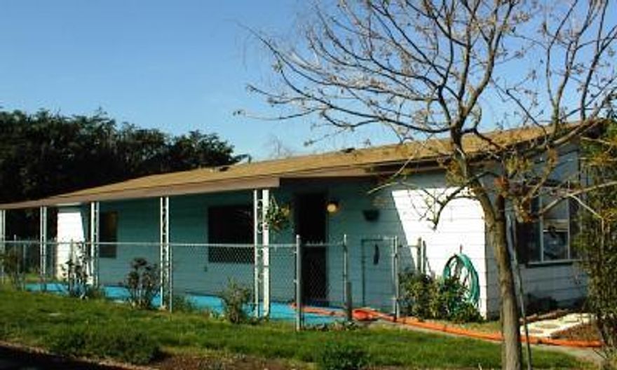 Vacant home. Very open floor plan, vaulted ceilings, large windows, beautifully maintained. All appliances included. Master bedroom has built in T.V. Triple closet in master bedroom, large bathroom with soak tub and shower.