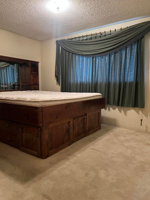 Tiny photo for 2284 Jubilant Avenue, Medford, OR 97504 (MLS # 220212761)