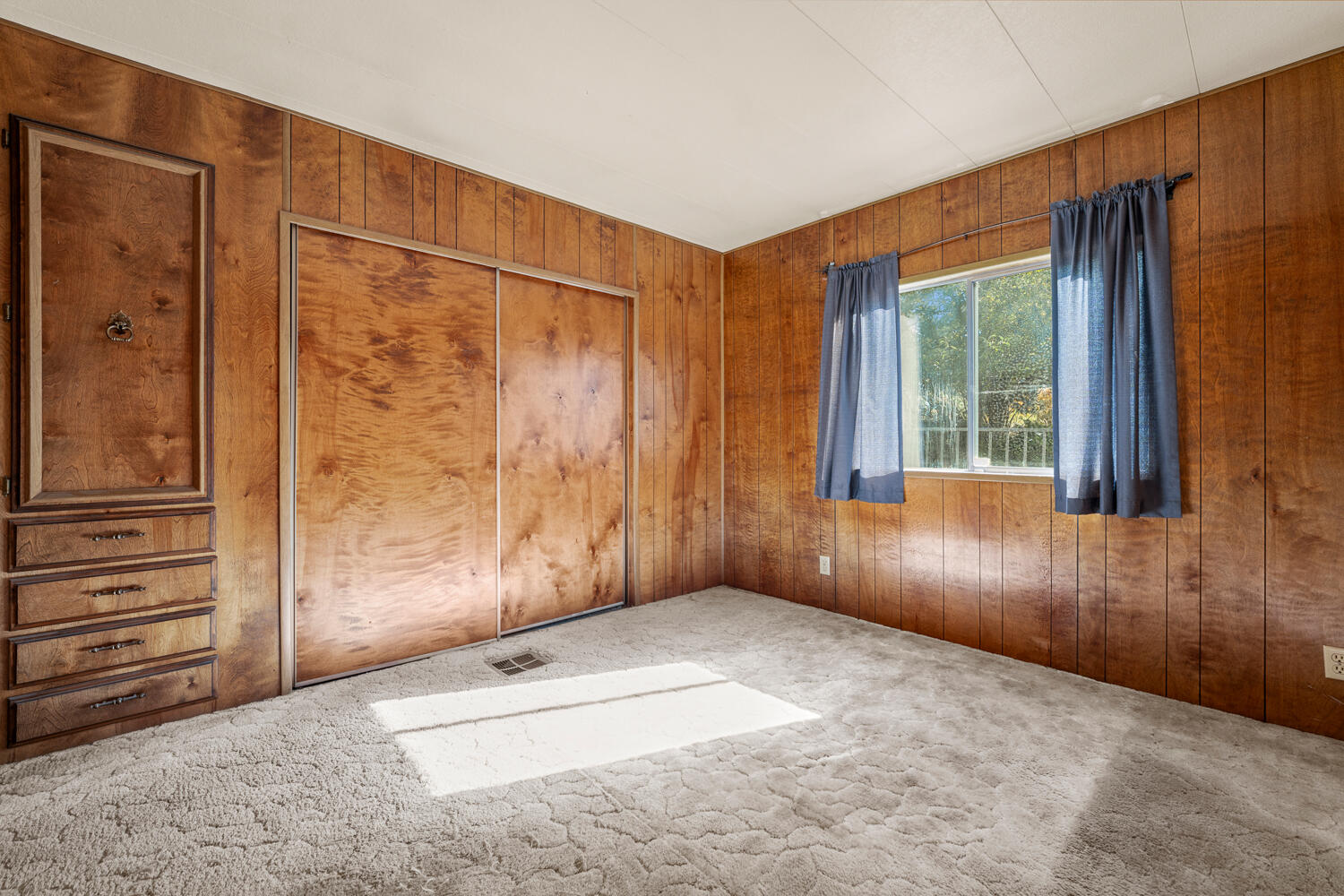 Romaine Village - Residential