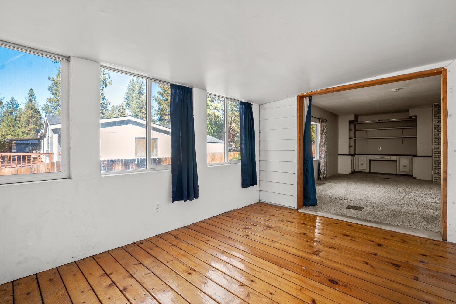 Romaine Village - Residential