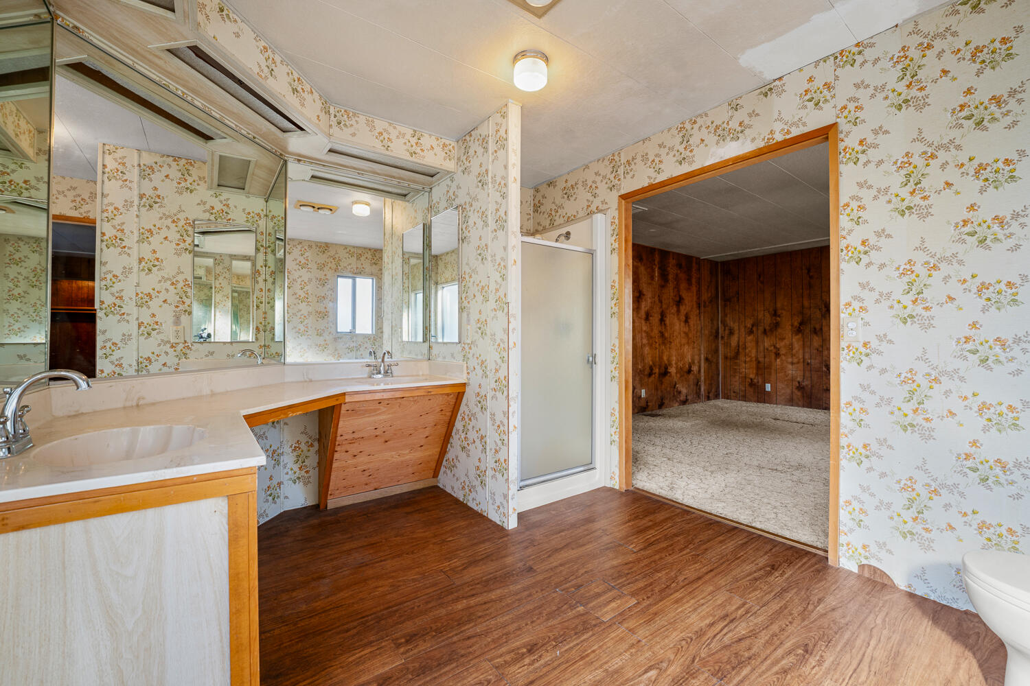 Romaine Village - Residential