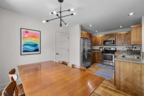 Tiny photo for 20265 Hufflepuff Court, Bend, OR 97702 (MLS # 220226940)