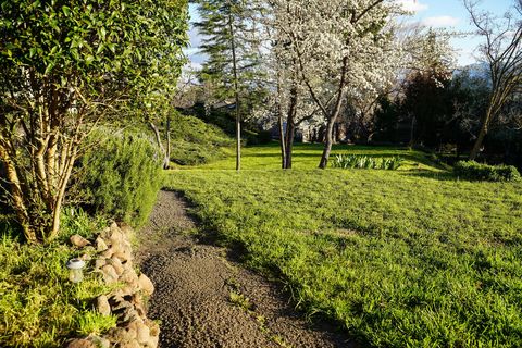 Tiny photo for 3676 Princeton Way, Medford, OR 97504 (MLS # 220210679)