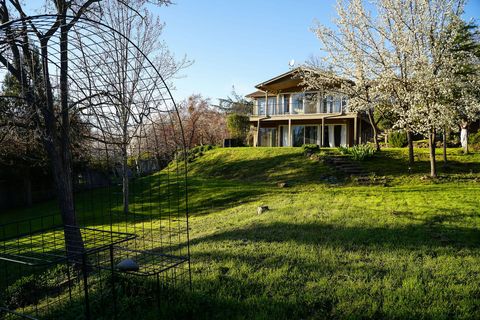 Tiny photo for 3676 Princeton Way, Medford, OR 97504 (MLS # 220210679)