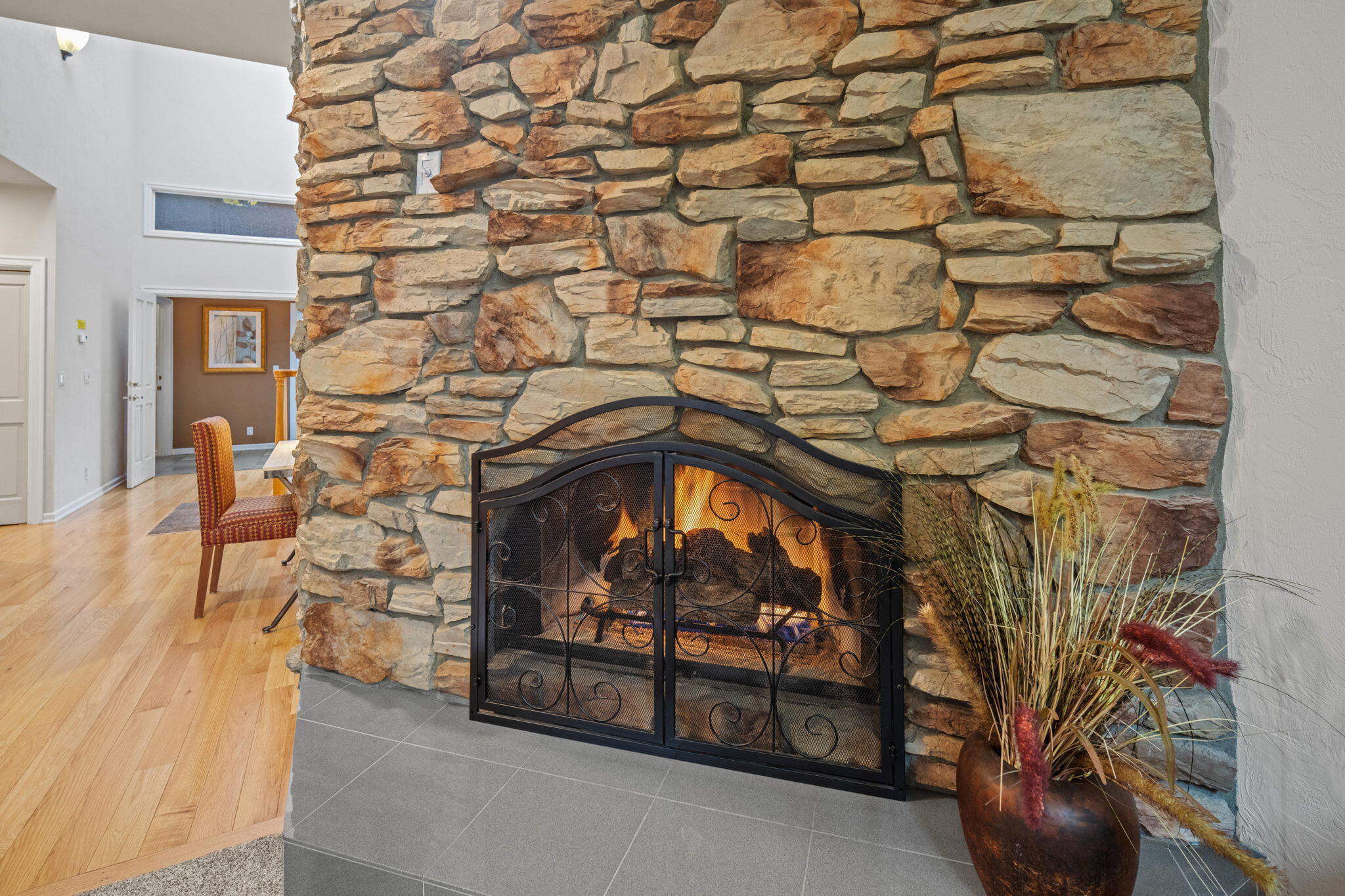 StoneTH - Residential