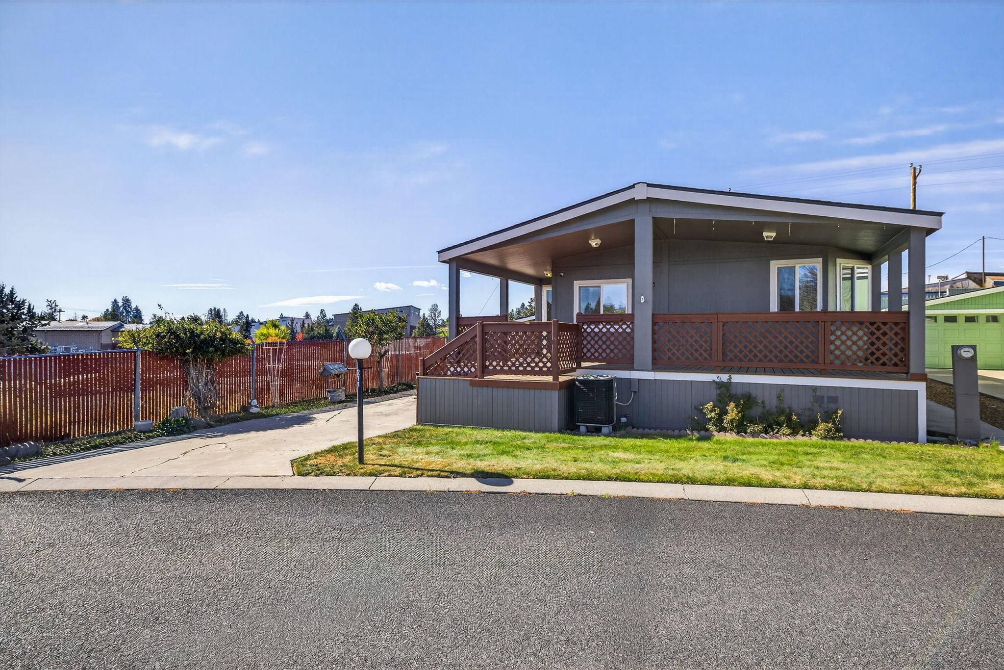 1001 SE 15th Street 211