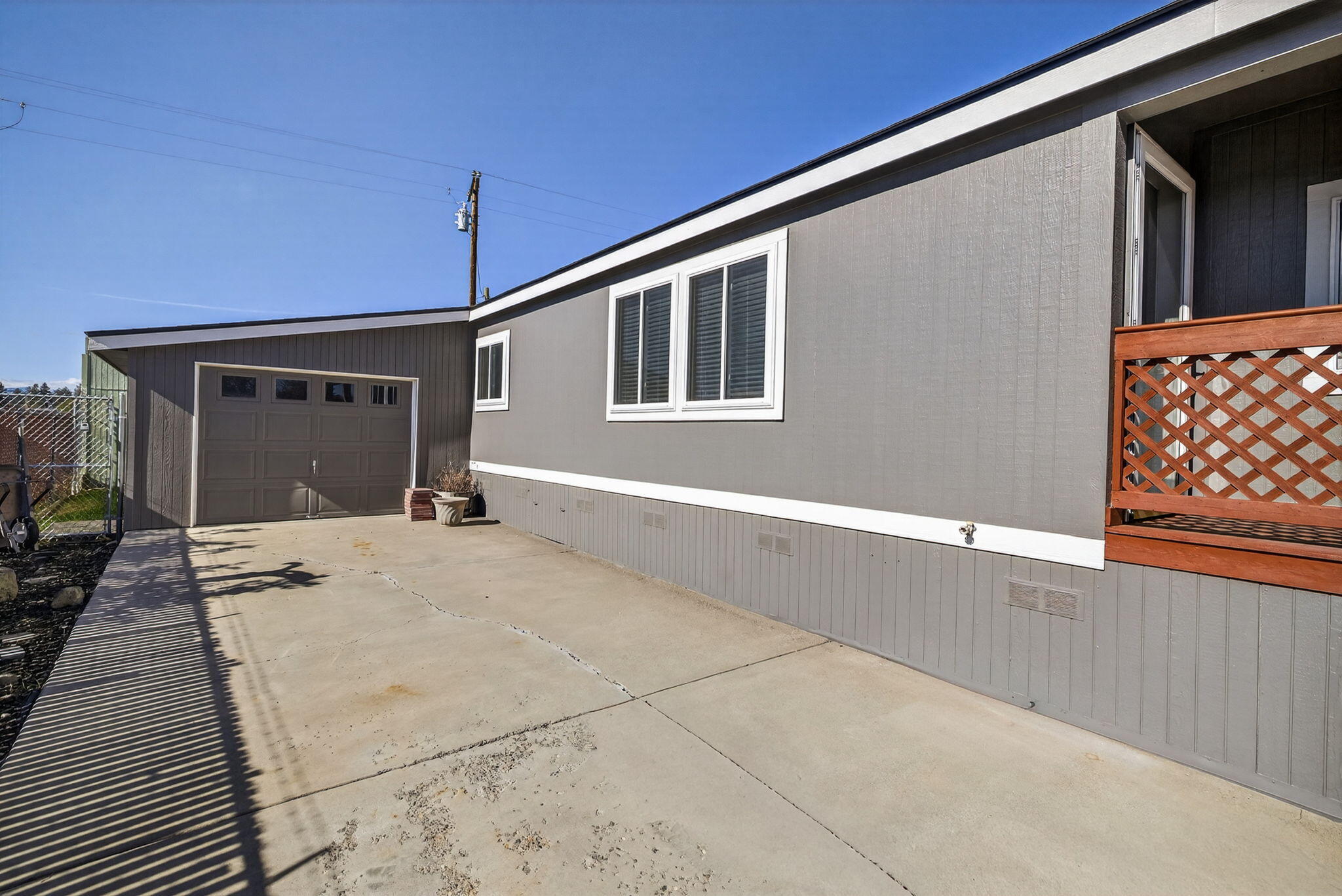 1001 SE 15th Street 211