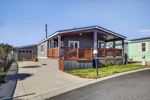 1001 SE 15th Street 211 Bend OR 97702