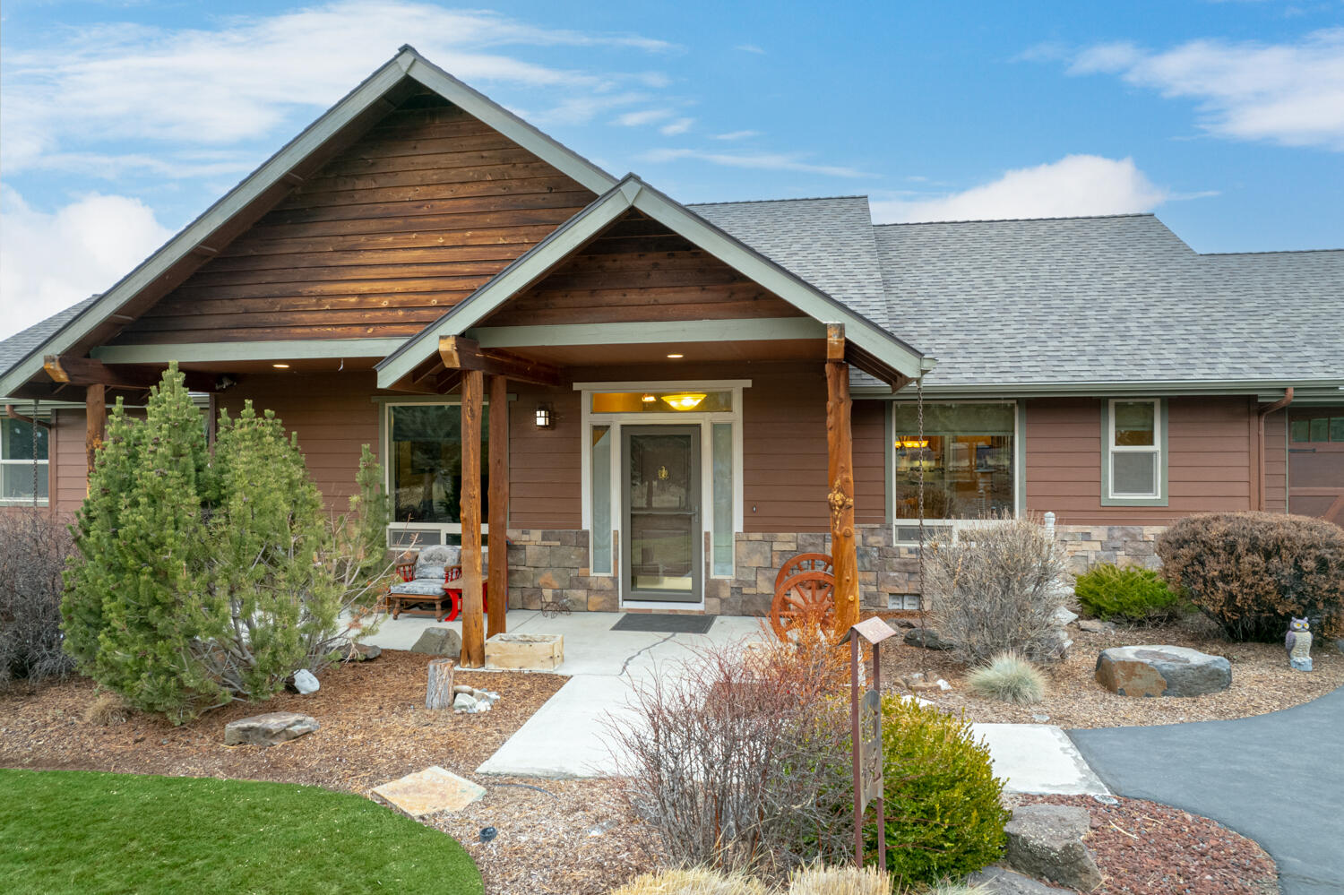 Mountain Ridge Est. - Residential