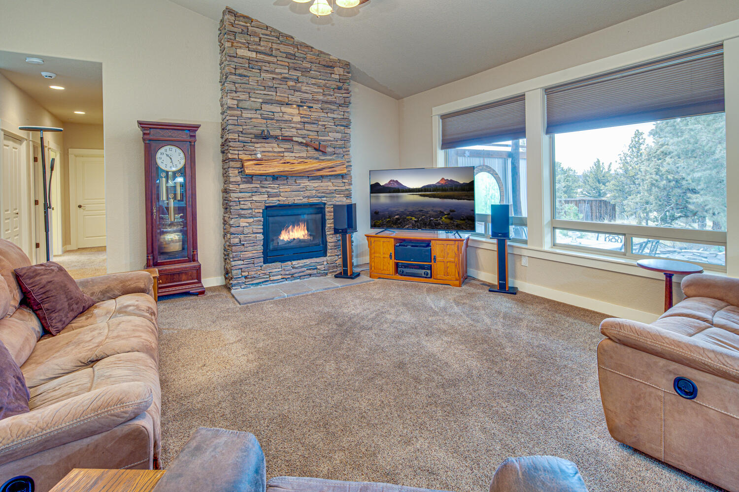 Mountain Ridge Est. - Residential