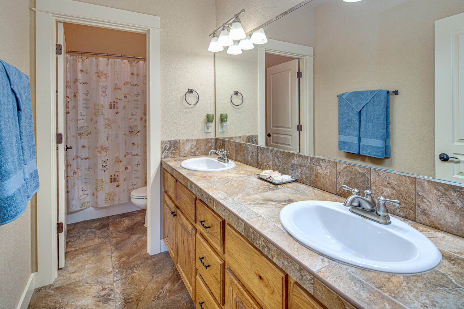 Mountain Ridge Est. - Residential