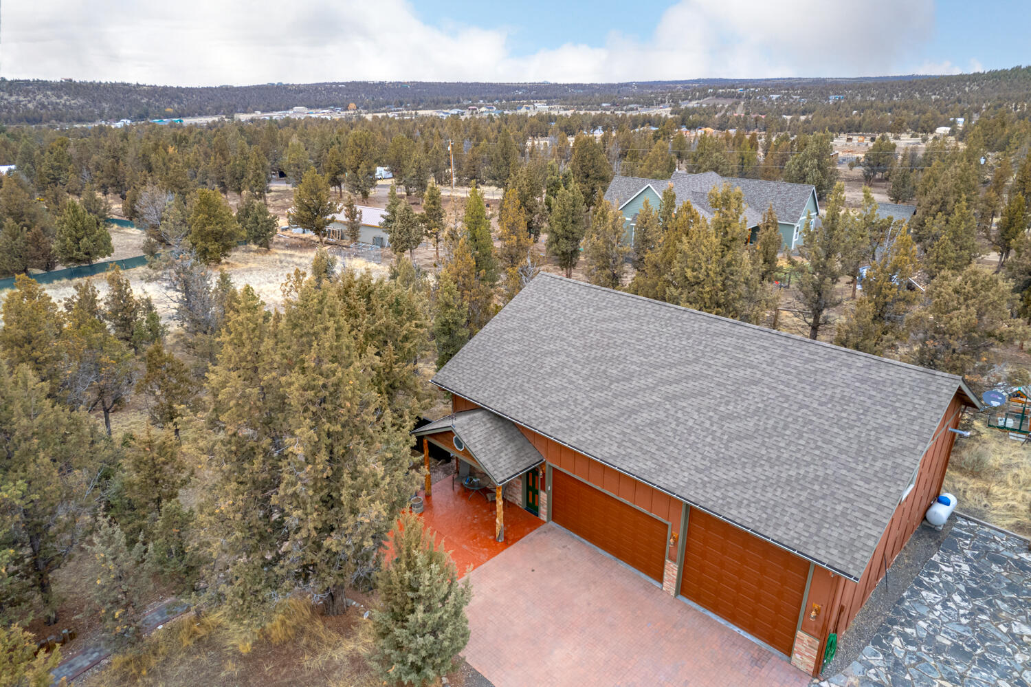 Mountain Ridge Est. - Residential