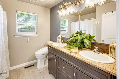 Tiny photo for 3643 Amelia Way, White City, OR 97503 (MLS # 220224211)