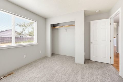 Tiny photo for 3643 Amelia Way, White City, OR 97503 (MLS # 220224211)