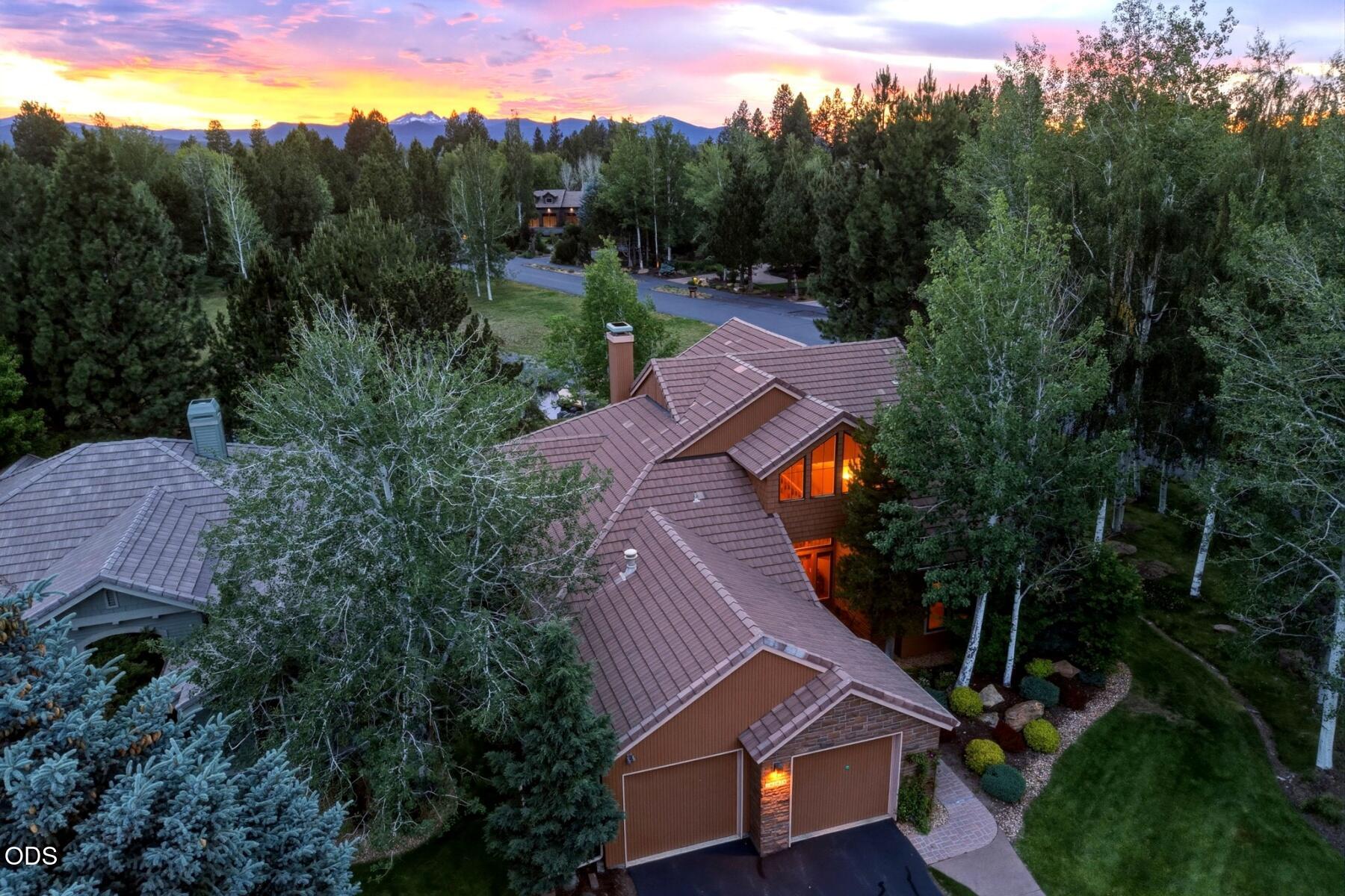 62028 Fall Creek Loop