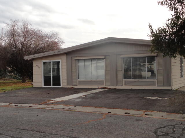 Country Green - Residential