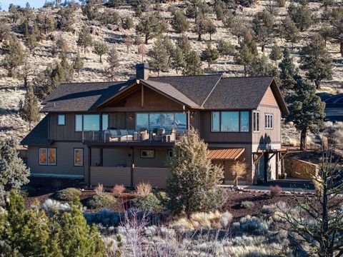 Tiny photo for 10935 Summit Ridge Court, Redmond, OR 97756 (MLS # 220213838)