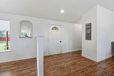 Tiny photo for 4260 NW Oneil Highway, Prineville, OR 97754 (MLS # 220219828)