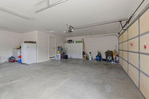 Tiny photo for 4260 NW Oneil Highway, Prineville, OR 97754 (MLS # 220219828)