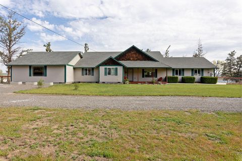 Photo of 4260 NW Oneil Highway, Prineville, OR 97754 (MLS # 220219828)