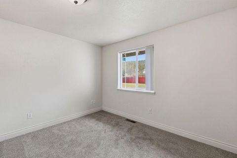 Tiny photo for 4260 NW Oneil Highway, Prineville, OR 97754 (MLS # 220219828)