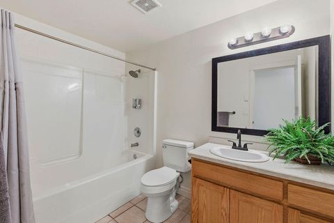 Tiny photo for 4260 NW Oneil Highway, Prineville, OR 97754 (MLS # 220219828)