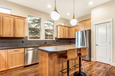 Tiny photo for 2323 NW High Lakes Loop, Bend, OR 97703 (MLS # 220219522)