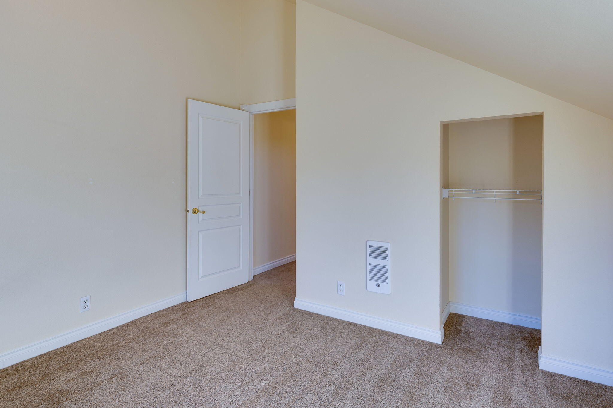 WhisperingPinesCondo - Residential