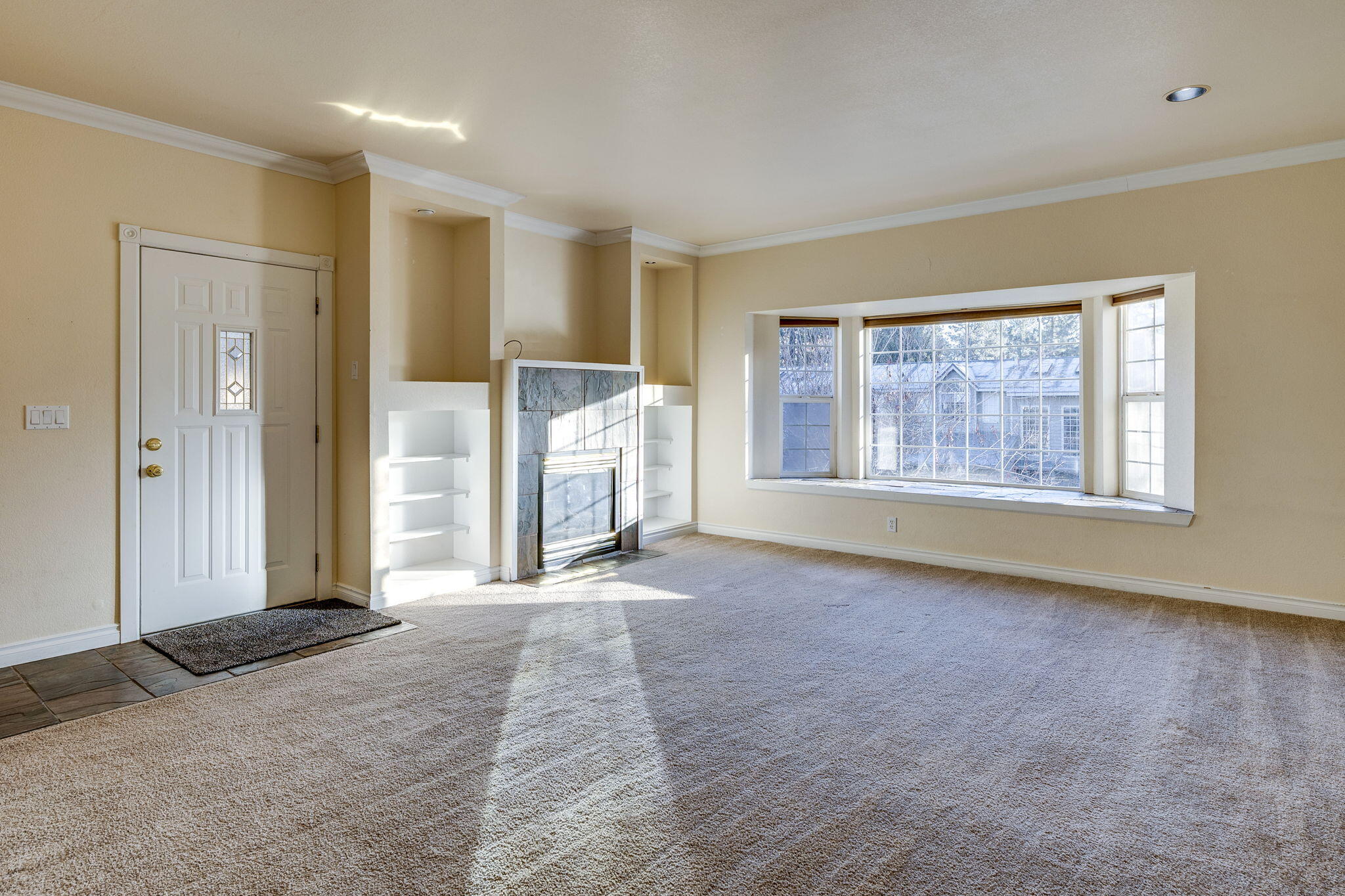 WhisperingPinesCondo - Residential