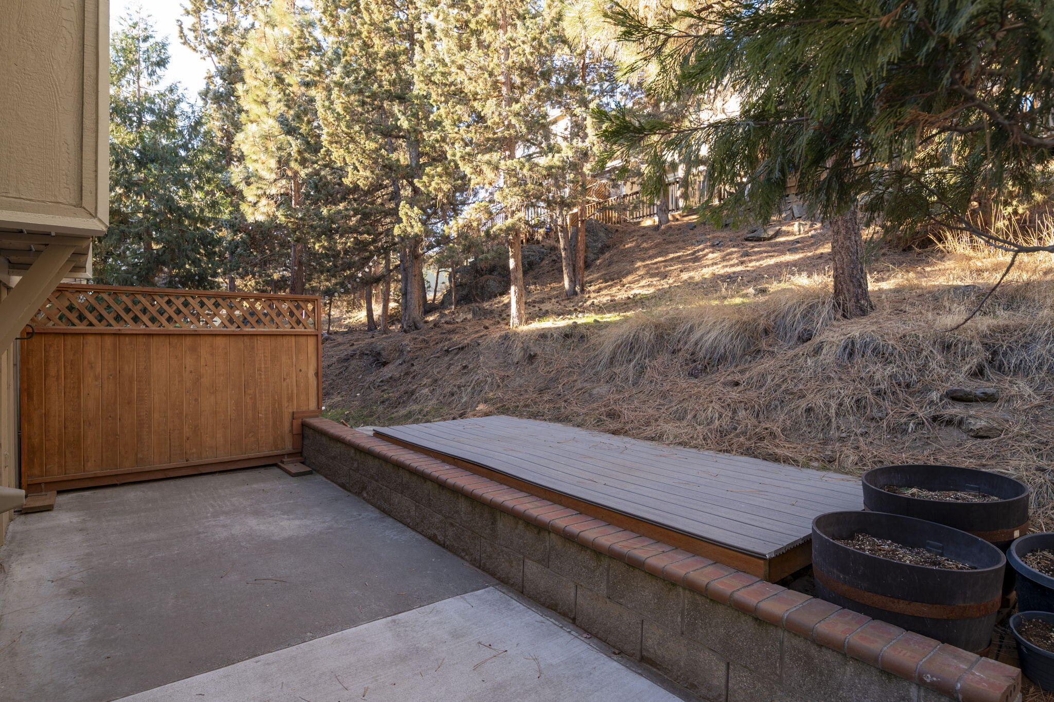 WhisperingPinesCondo - Residential