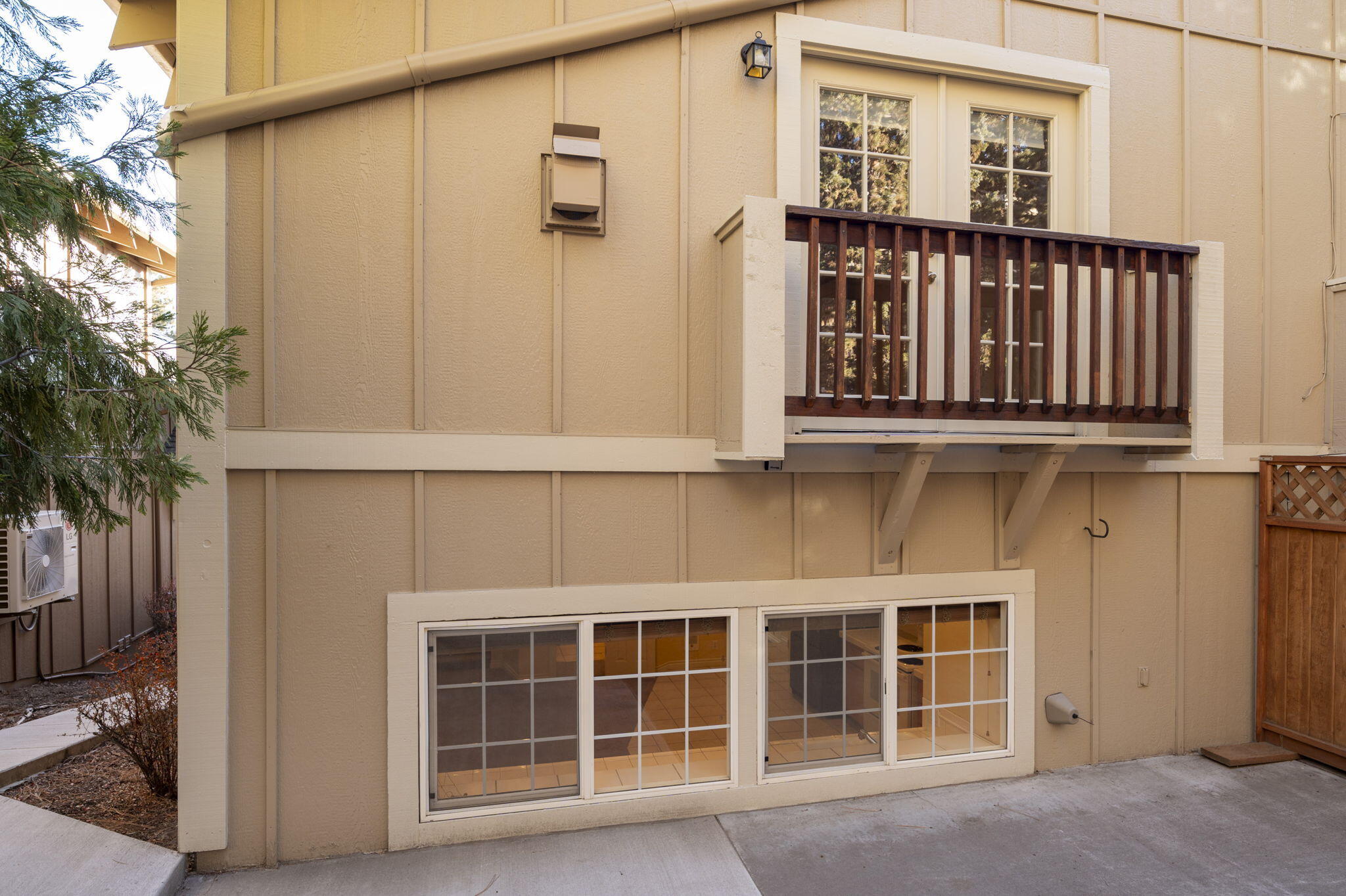 WhisperingPinesCondo - Residential