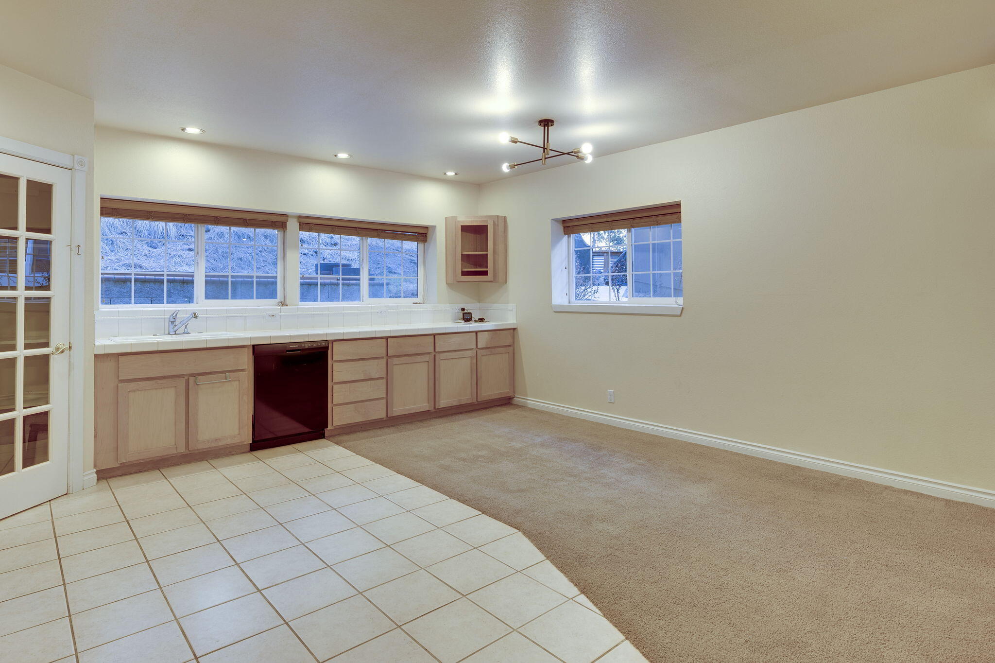 WhisperingPinesCondo - Residential