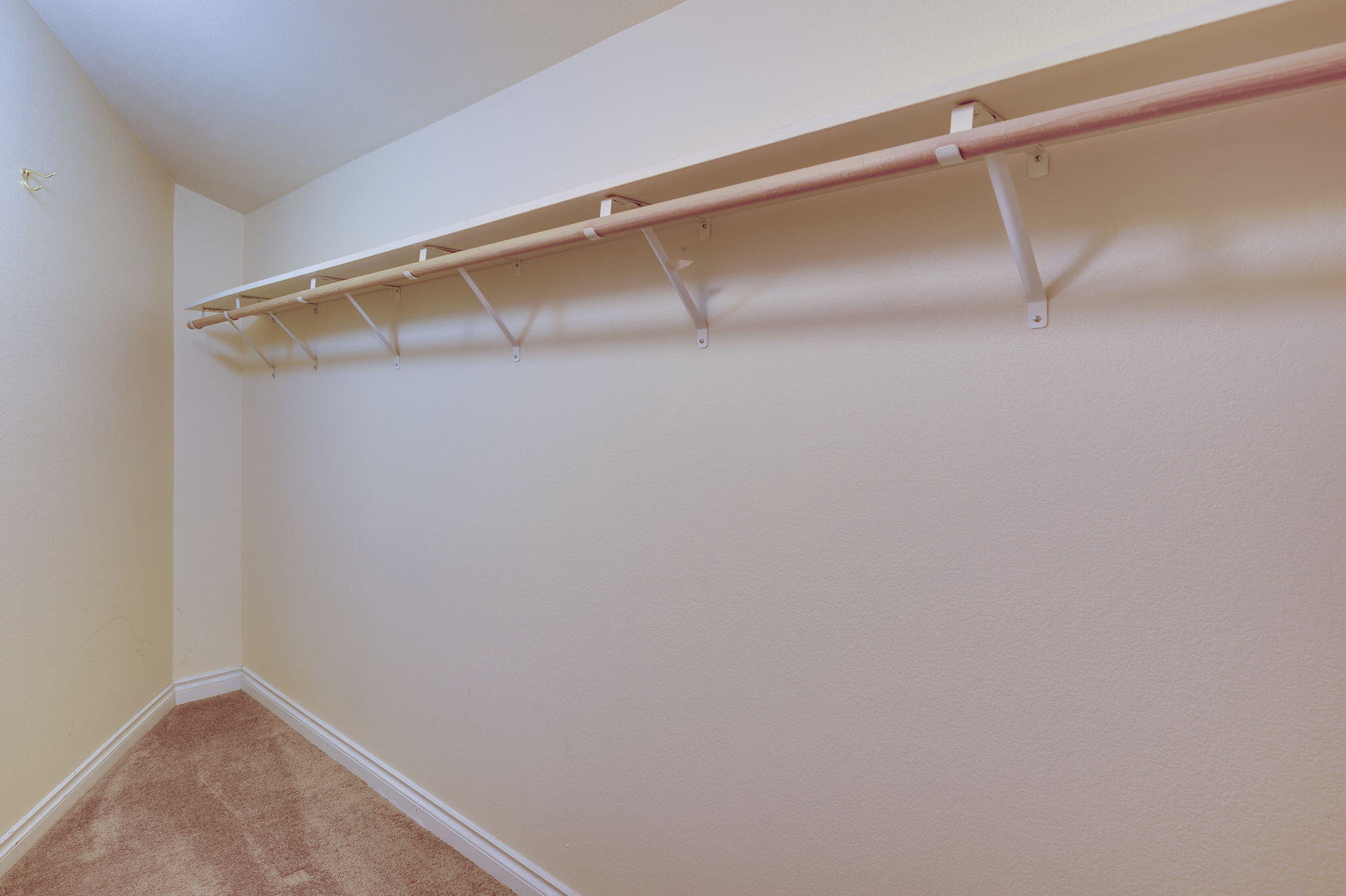 WhisperingPinesCondo - Residential