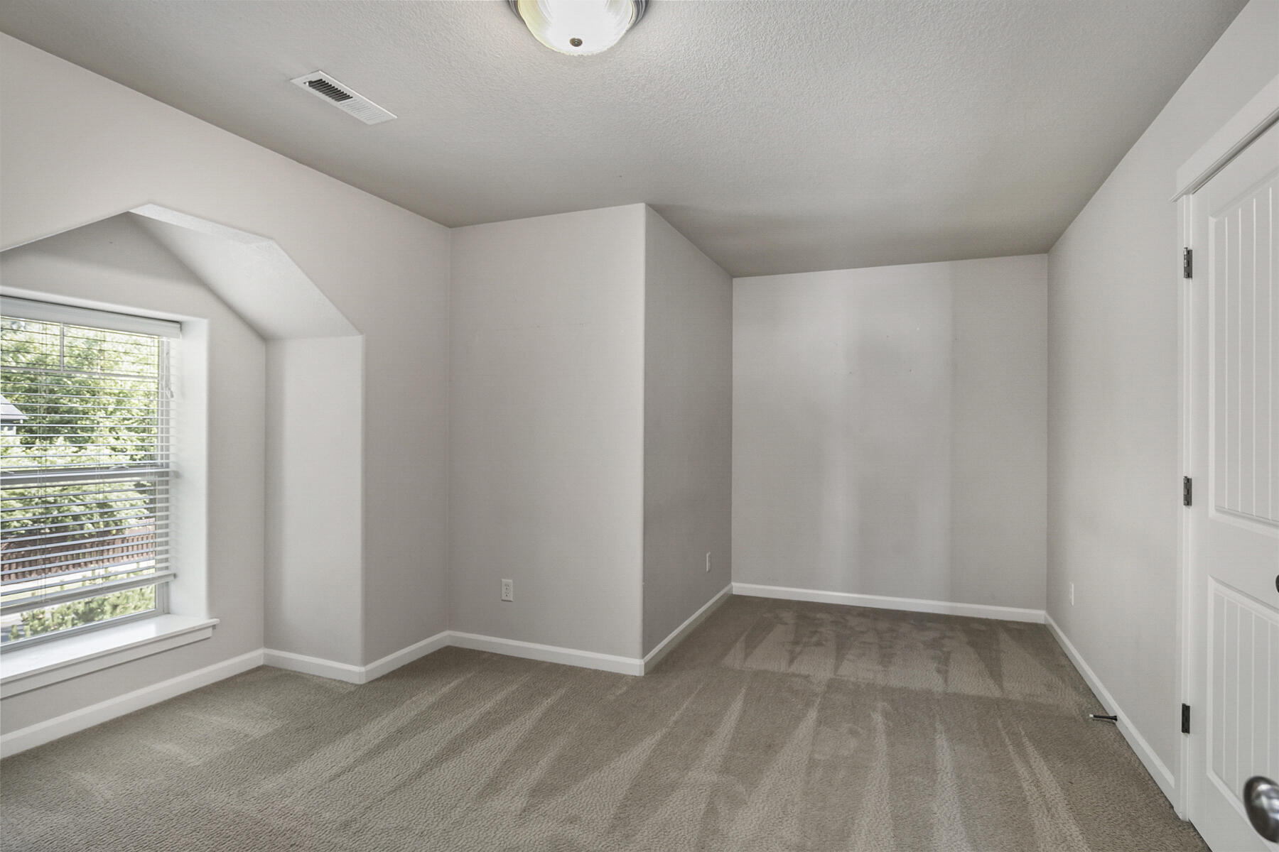 Canyon Breeze - Residential