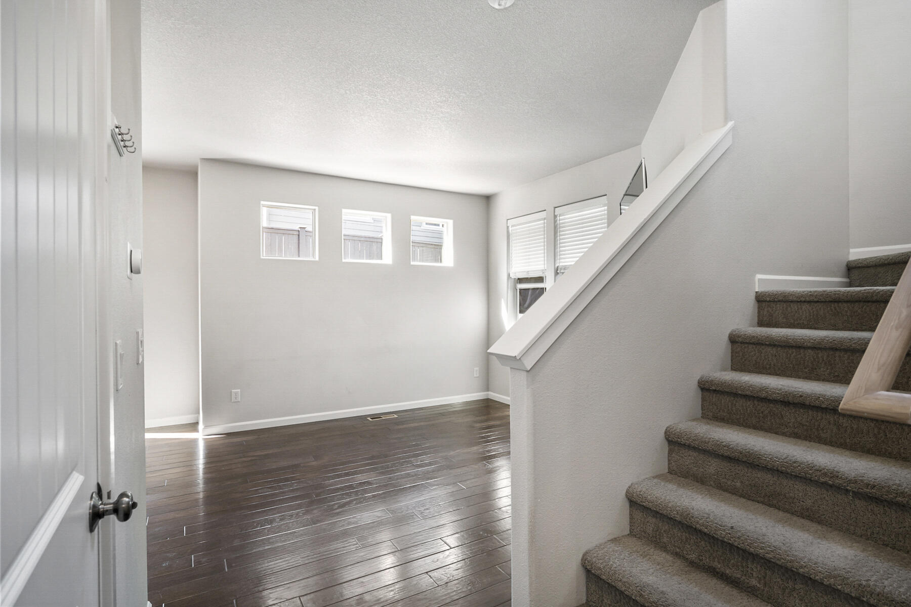 Canyon Breeze - Residential