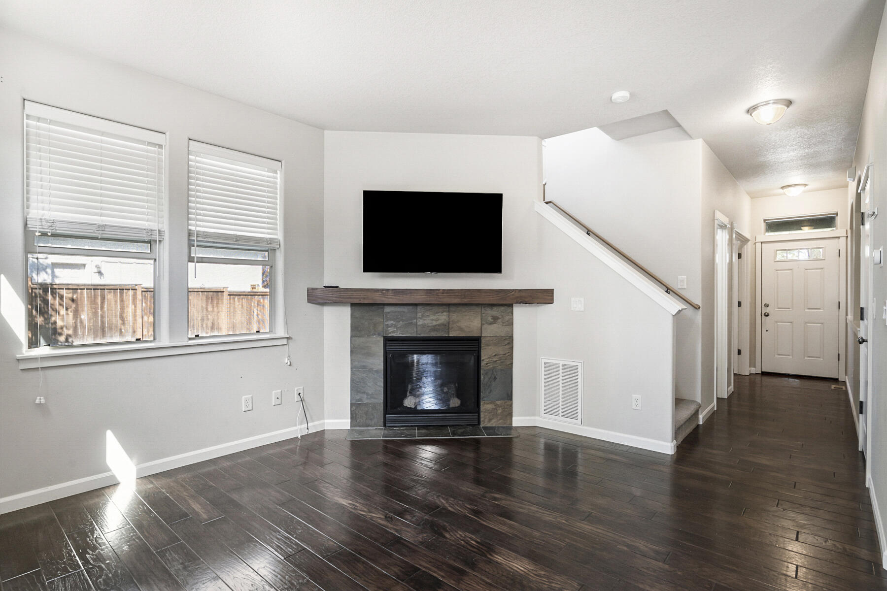 Canyon Breeze - Residential