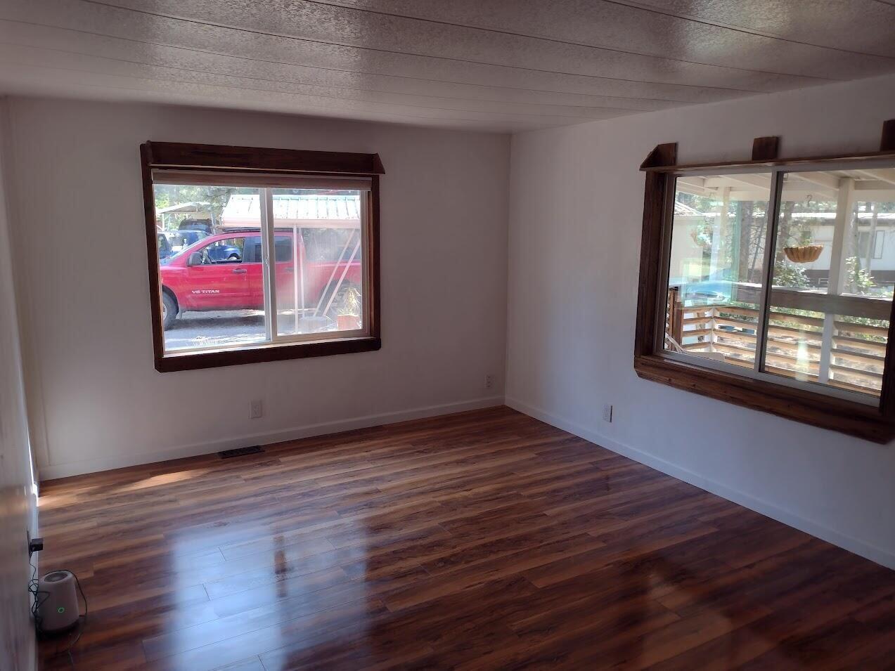 Romaine Village - Residential