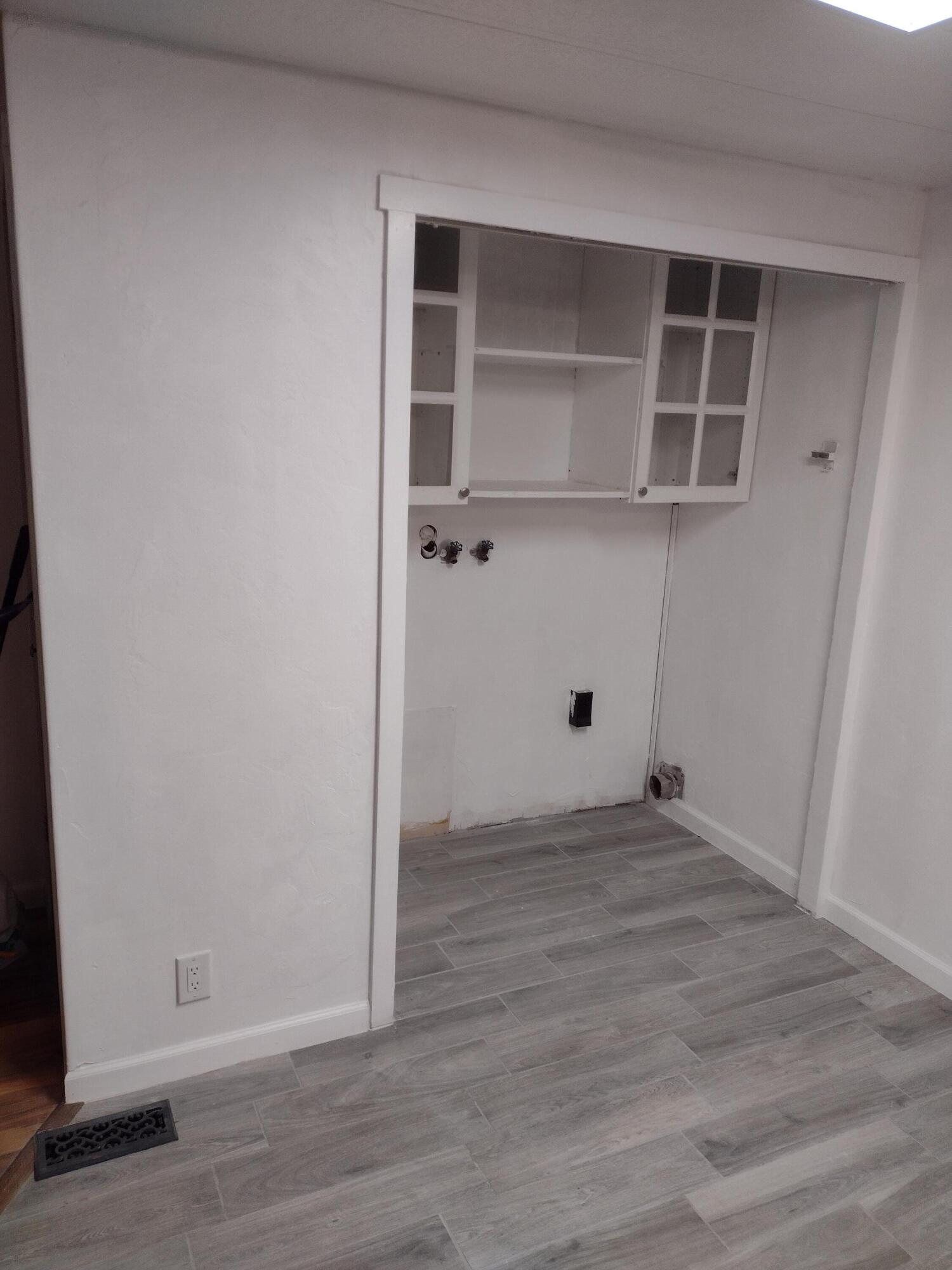 Romaine Village - Residential