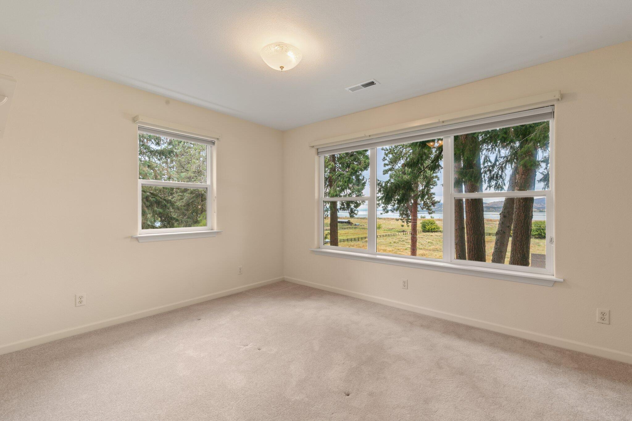 Lake Shore Gardens - Residential