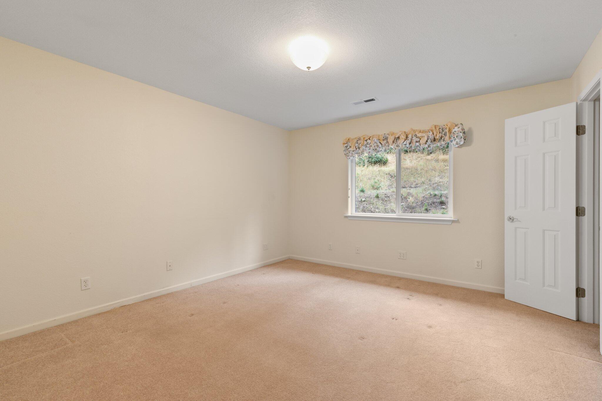 Lake Shore Gardens - Residential