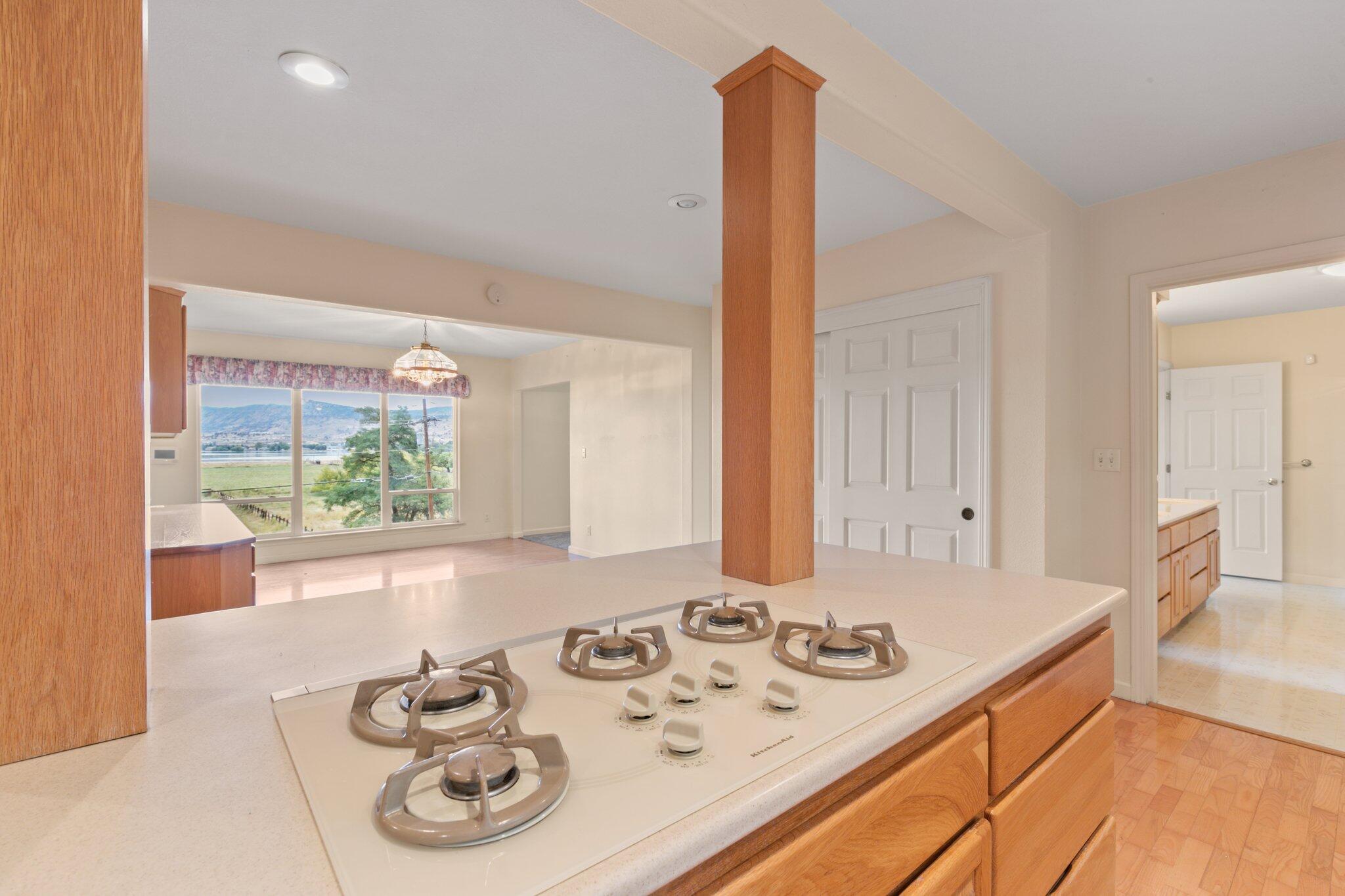 Lake Shore Gardens - Residential