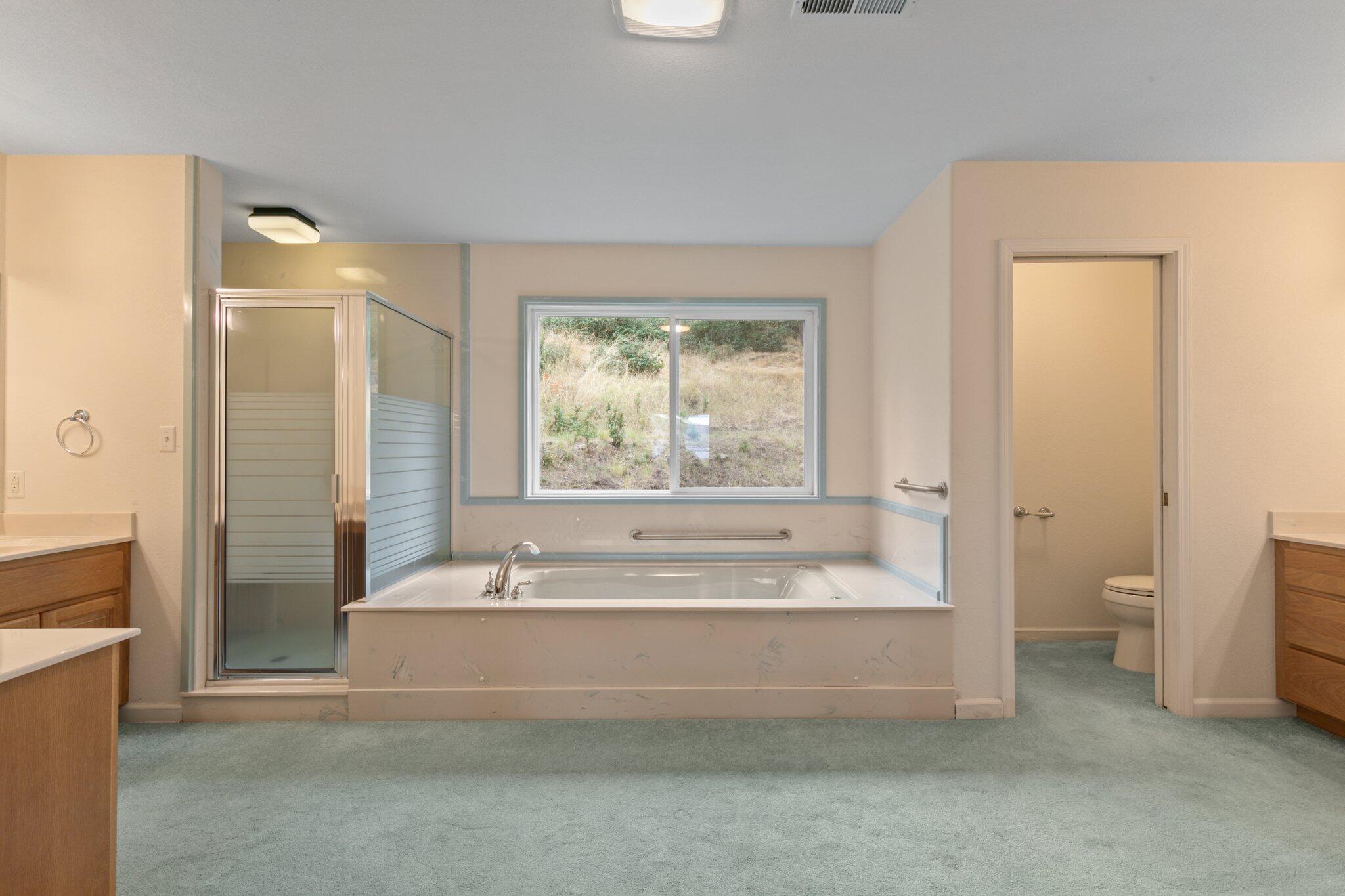 Lake Shore Gardens - Residential