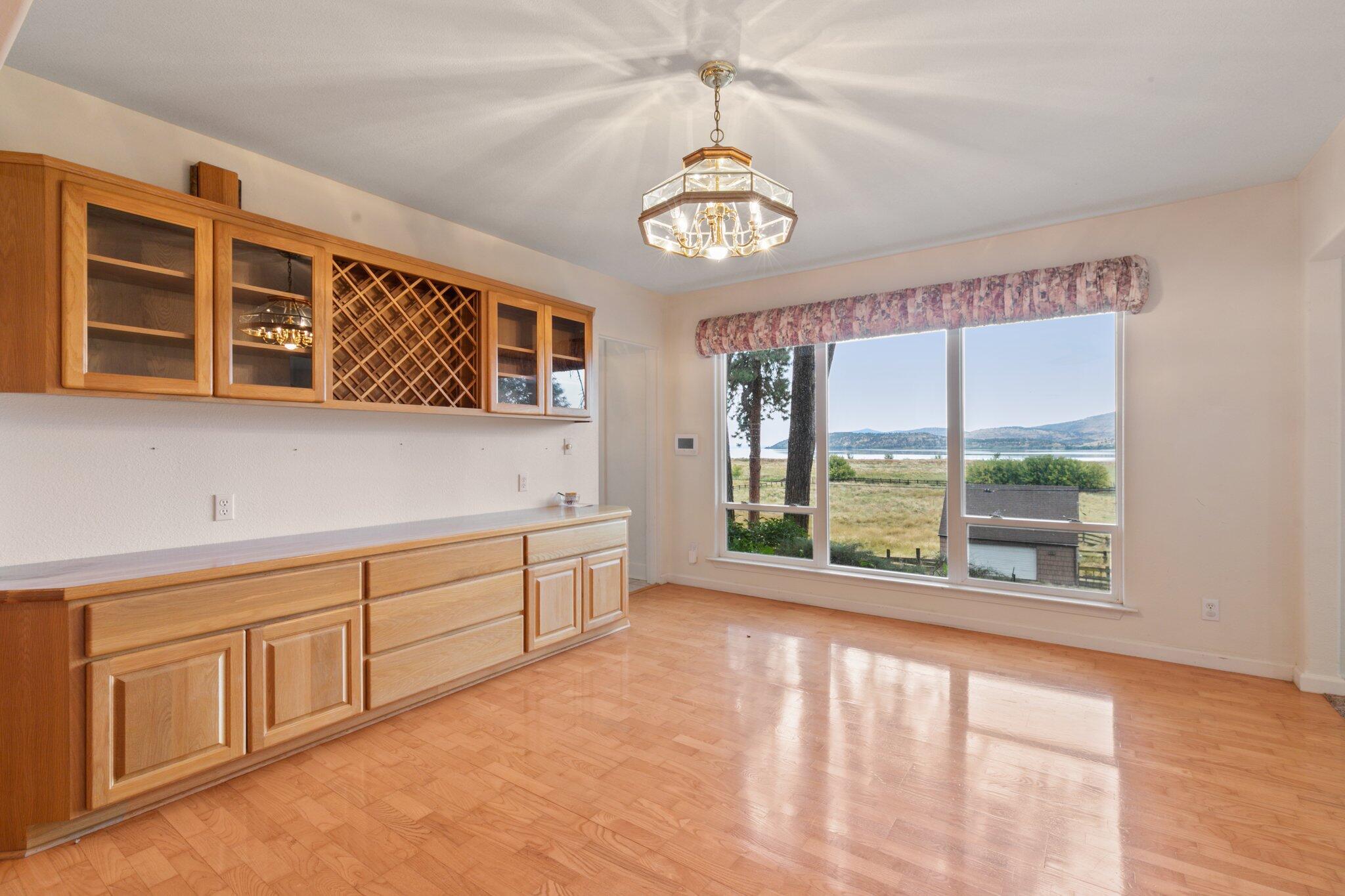 Lake Shore Gardens - Residential