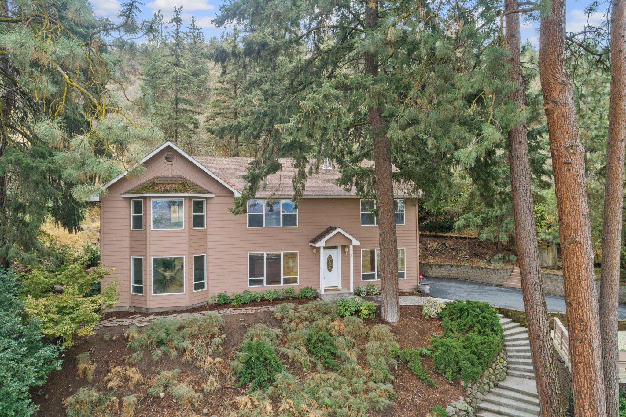 Lake Shore Gardens - Residential